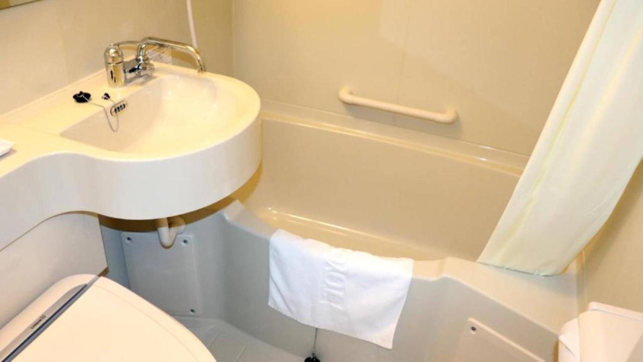 Toyoko Inn Osaka Kadoma-Shi Ekimae Moriguchi Exterior photo